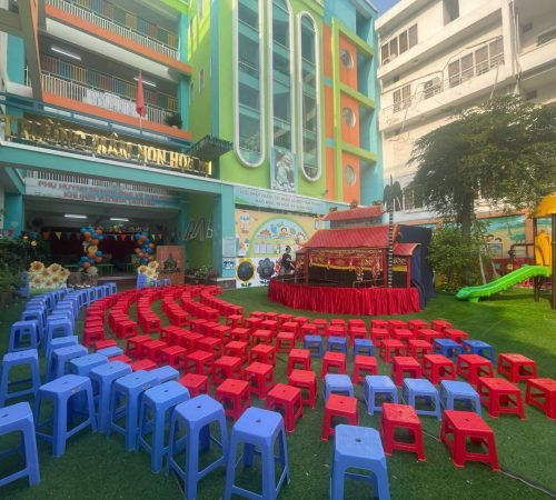 Biểu diễn show múa rối lưu động tại Mầm Non Họa Mi